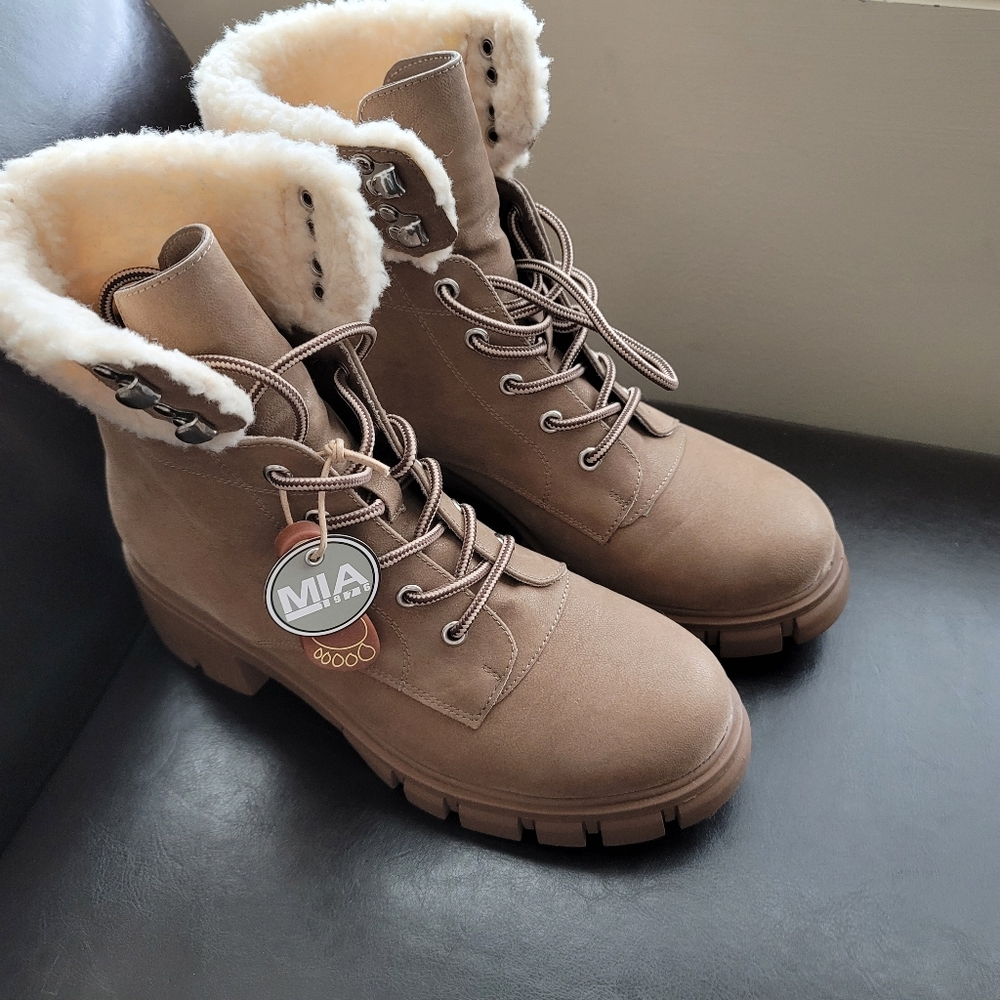Mia Furry Combat Style Boots